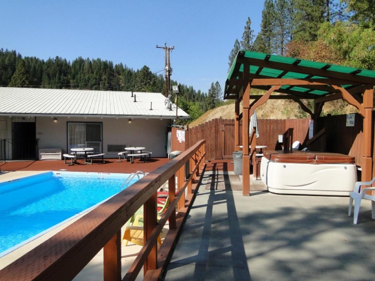 Konkolville Motel Orofino Bagian luar foto